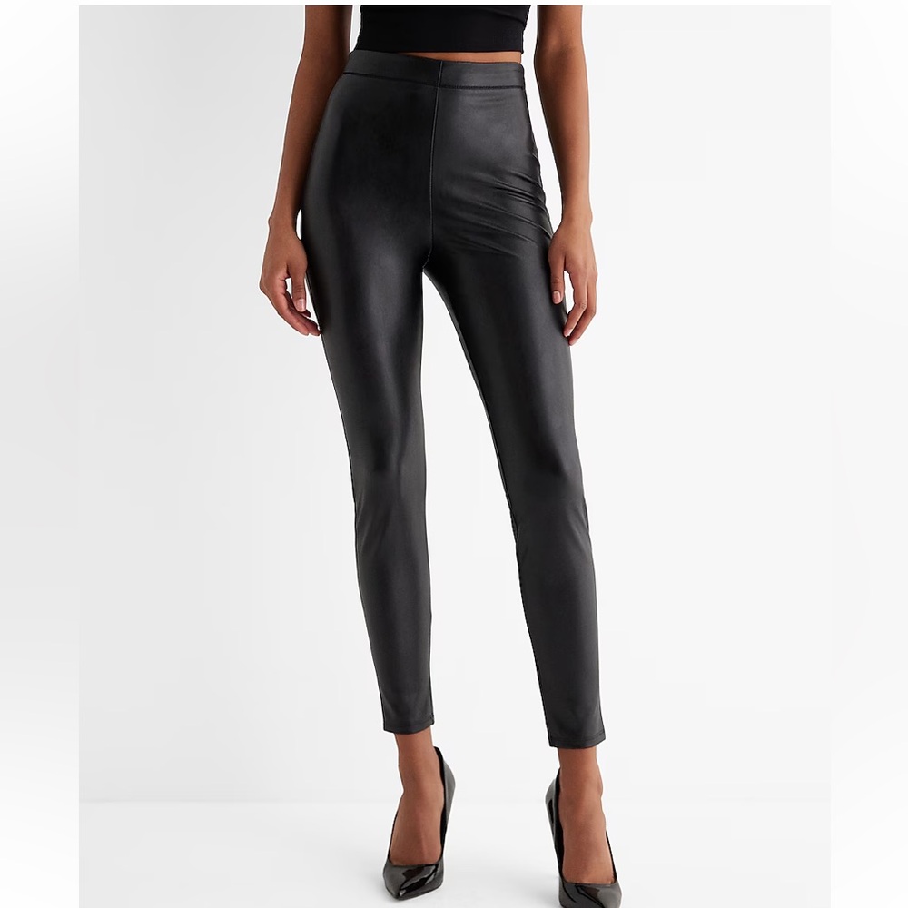 EXPRESS HIGH RISE FAUX LEATHER LEGGINGS NEW WITH TAG (a445)